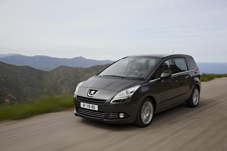  Peugeot 5008 2009 года  (фото 115 из 122)